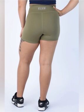 FLEO THS True High Rise Shorts 4”